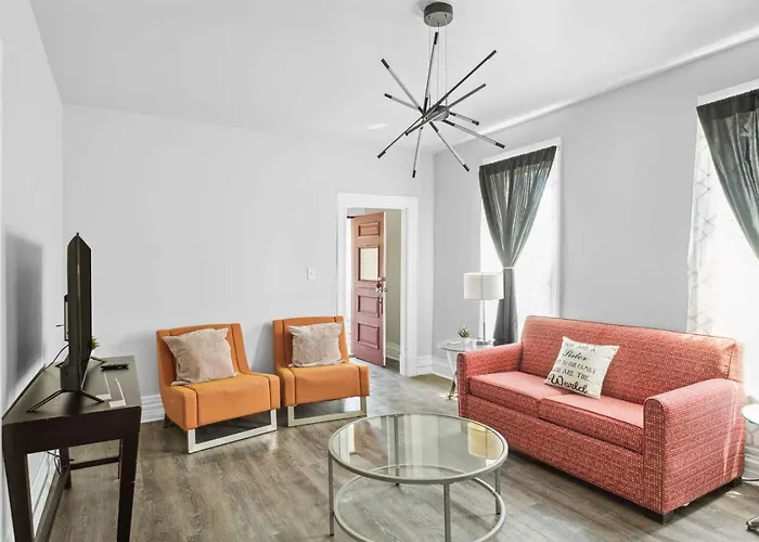 Detroit 3Br Retreat W/ Wi-Fi + Street Parking